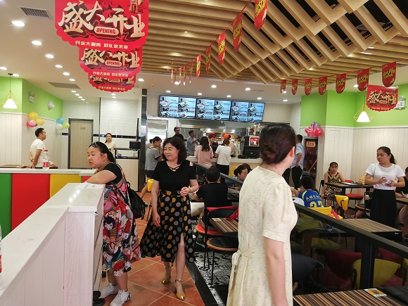 汉堡加盟：迈德思客西安含元路店盛大开业