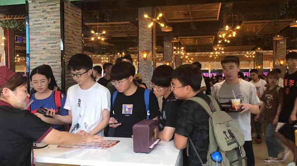 汉堡加盟:迈德思客西安交大创新港店盛大开业